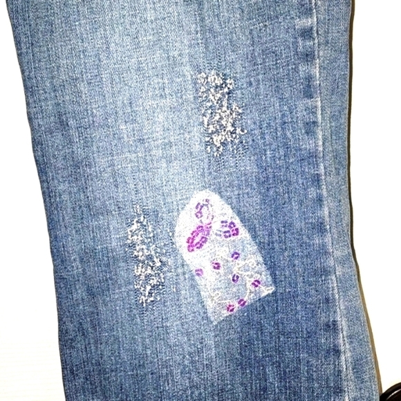 Candies Jeans w/distressed & embellishments Sz 13 - Picture 5 of 10
